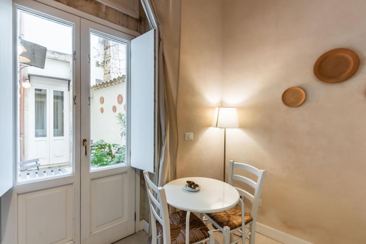 Dedalo Rooms Noto Exterior foto